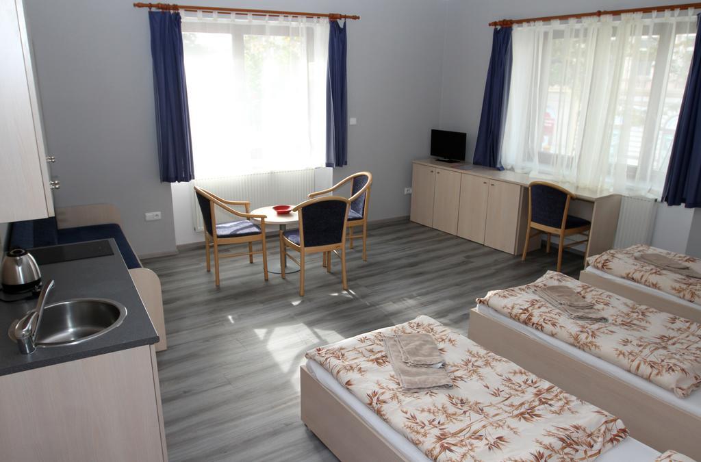 Penzion Marketa Chrudim Dış mekan fotoğraf